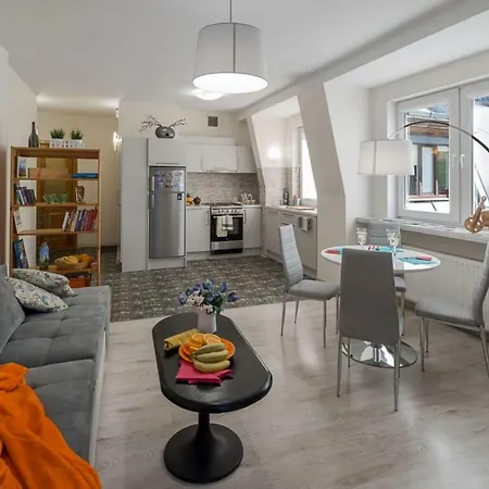 Old Town Souvenir Apartment